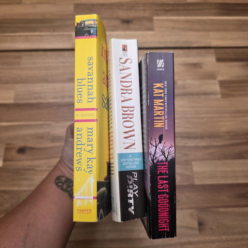 Sandra Brown, Kat Martin & Mary Kay Andrews Paperback Romance Suspense Book Lot
